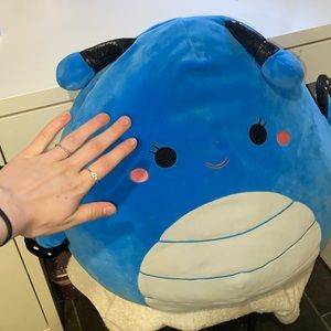 20 inch Willa squishmallow